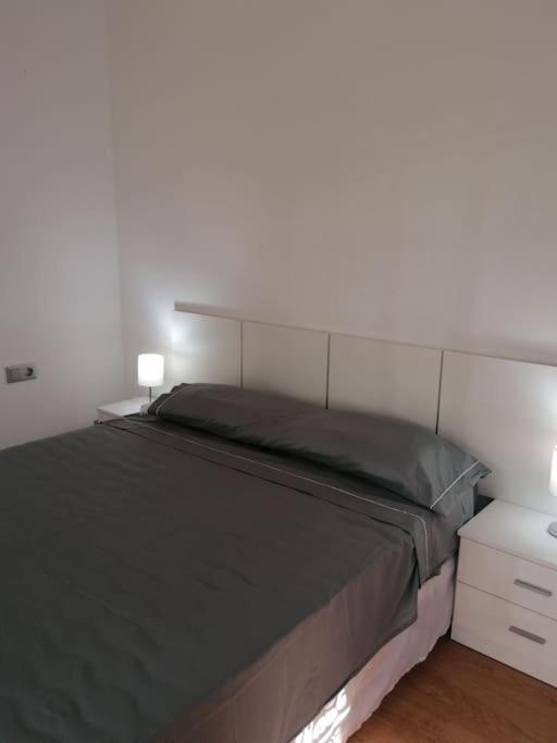 Studio Paris Apartment เอสเตโปนา ภายนอก รูปภาพ