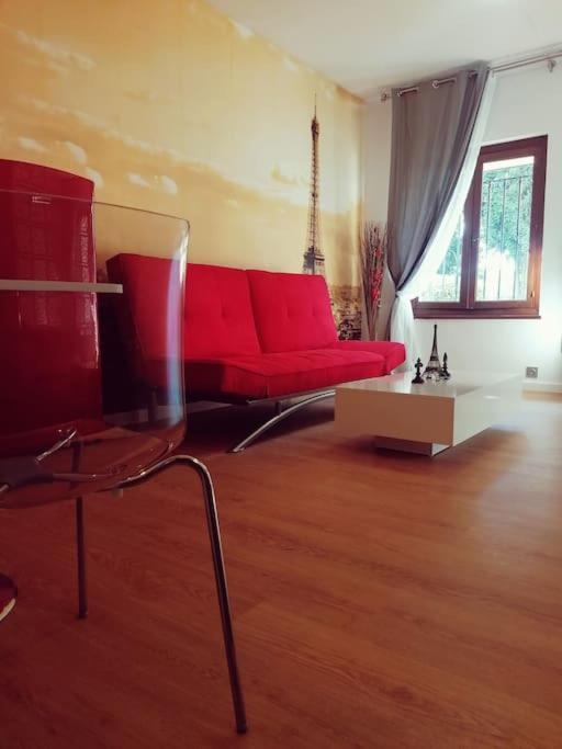 Studio Paris Apartment เอสเตโปนา ภายนอก รูปภาพ