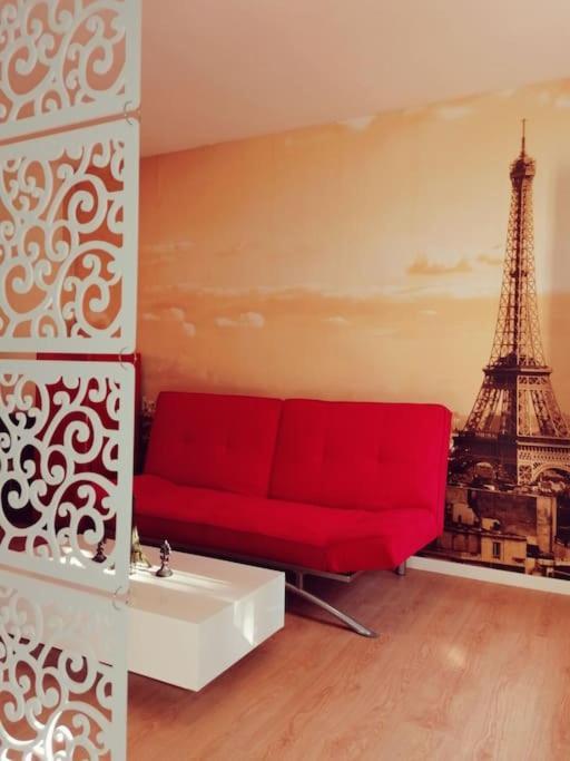 Studio Paris Apartment เอสเตโปนา ภายนอก รูปภาพ